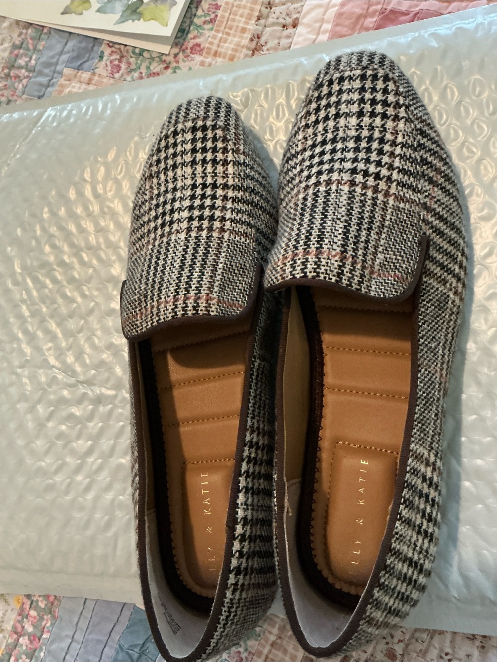 Kelly& Katie Houndstooth Slip-On Flats - Neutral Black & White 8.5 medium